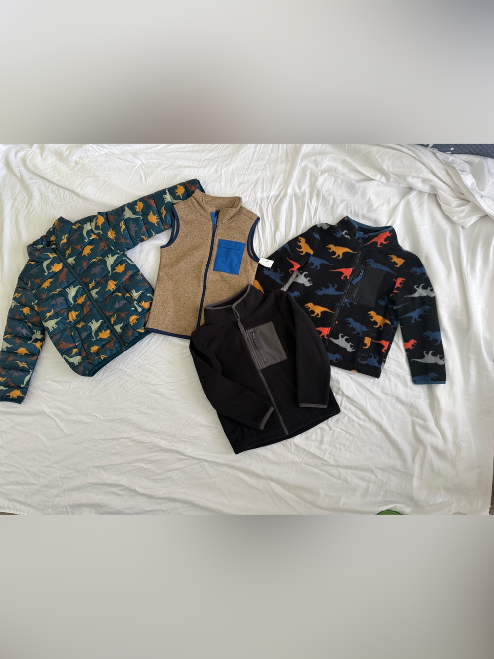 Boys outerwear size 5 EUC